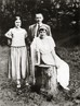 Сергей Рахманинов с дочерьми Ириной и Татьяной на даче в окрестностях Дрездена на Эмзер Аллее. 1924 год